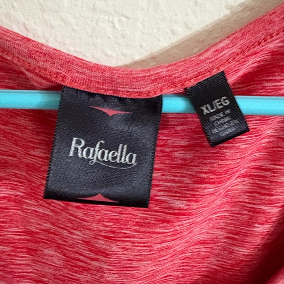 NWOT Rafaella Women's Ruffled Top. - Picture 9 of 9